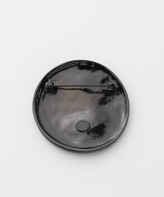 EAUVIRE ウェイビーブローチ ブラウン