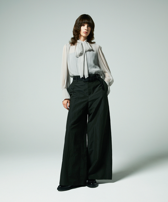 EAUVIRE ボウタイブラウス ライトグレー