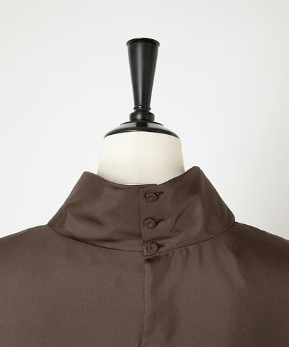 EAUVIRE スタンドカラーノースリーブブラウス ブラウン