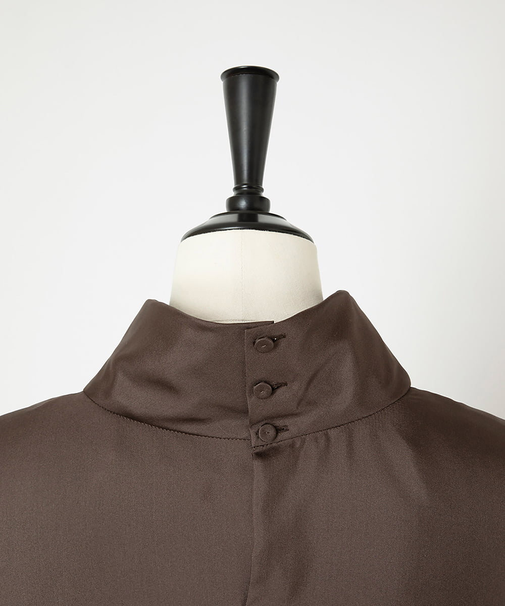 EAUVIRE スタンドカラーノースリーブブラウス ブラウン