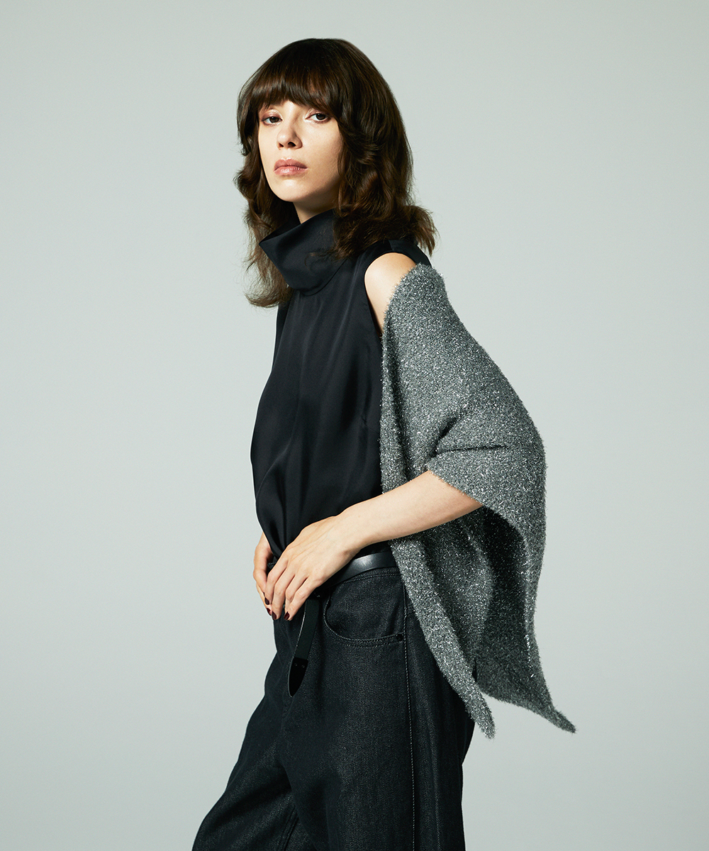 EAUVIRE スタンドカラーノースリーブブラウス ブラック