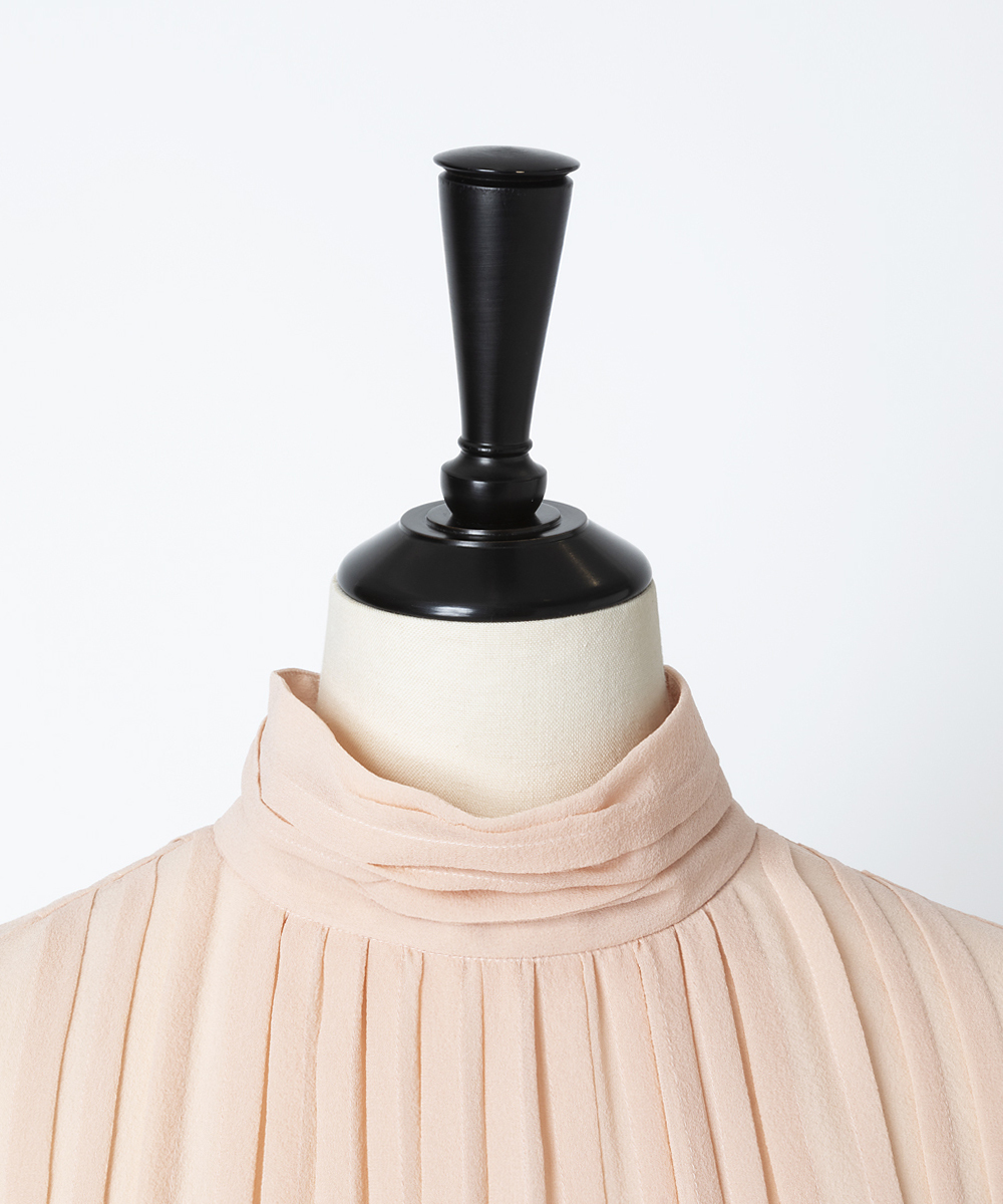 EAUVIRE ランダムタックシルクブラウス ピンク