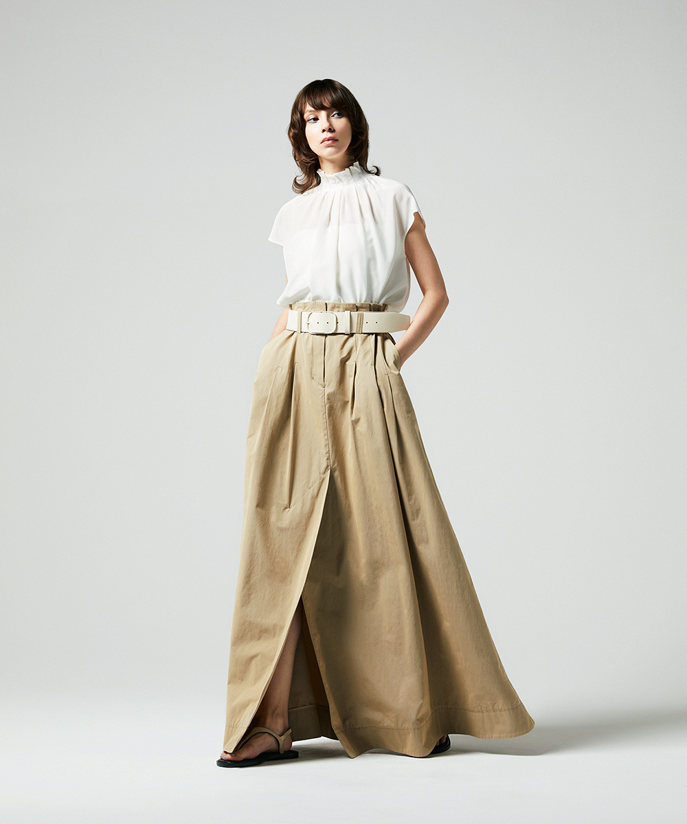 EAUVIRE タックハイネックブラウス ホワイト