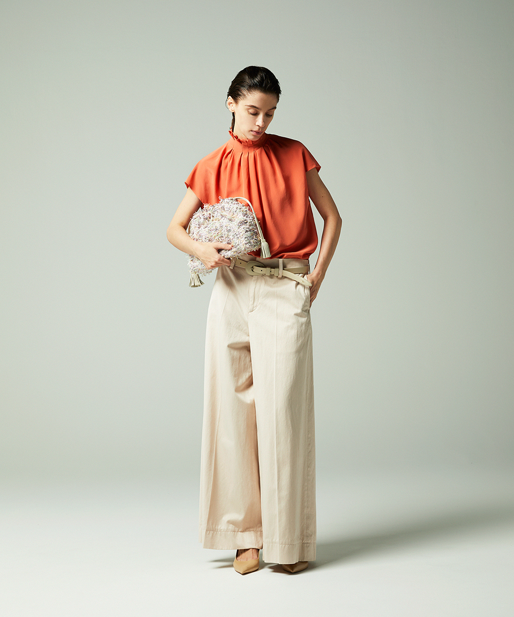 EAUVIRE タックハイネックブラウス ホワイト