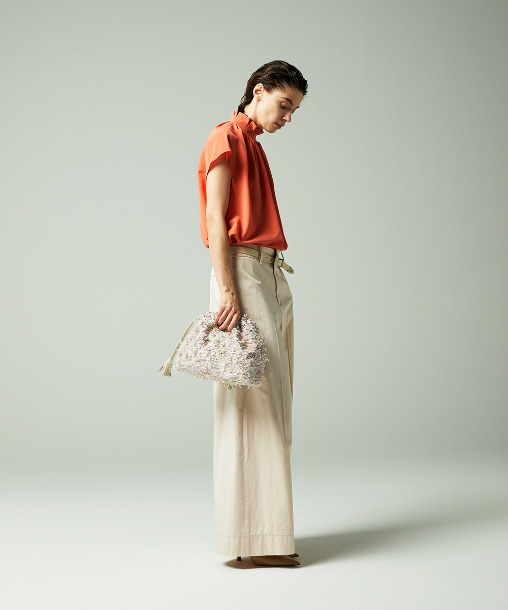 EAUVIRE タックハイネックブラウス ホワイト