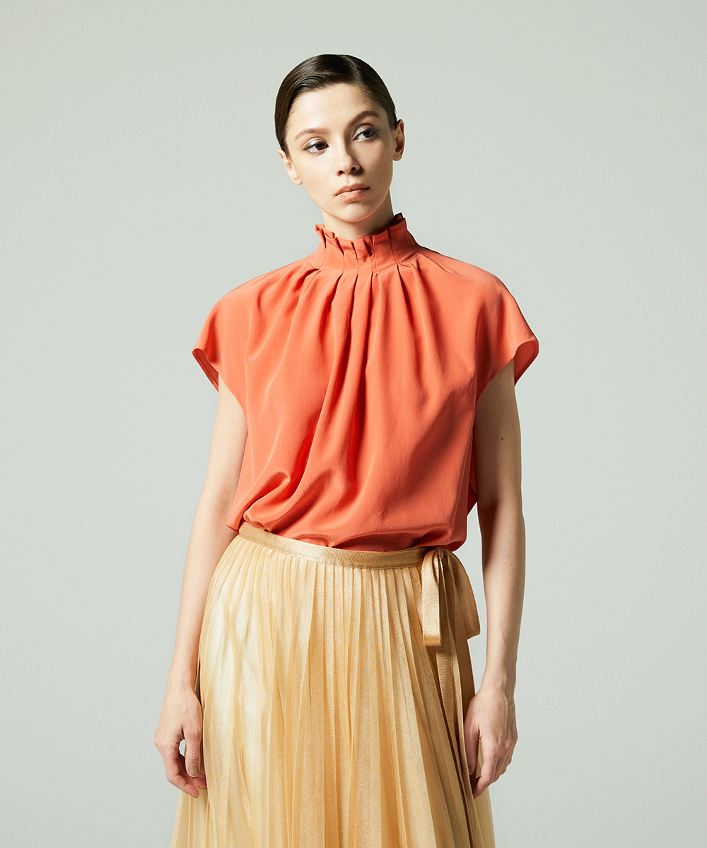 EAUVIRE タックハイネックブラウス ホワイト