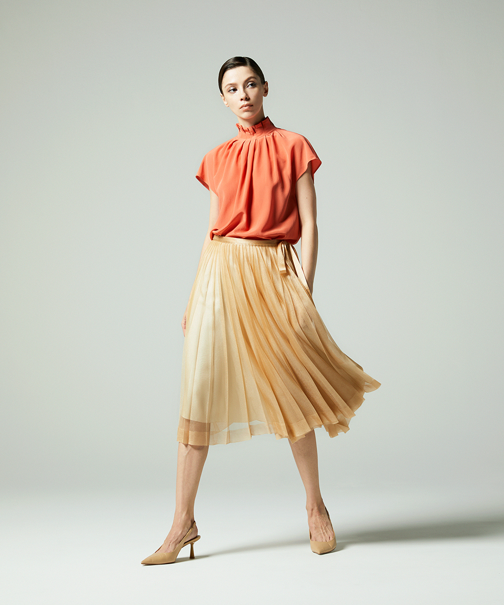 EAUVIRE タックハイネックブラウス ホワイト