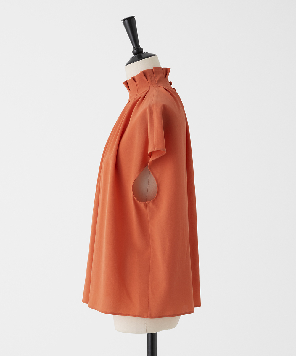 EAUVIRE タックハイネックブラウス ホワイト