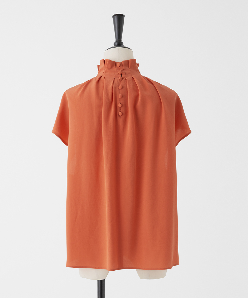 EAUVIRE タックハイネックブラウス ホワイト