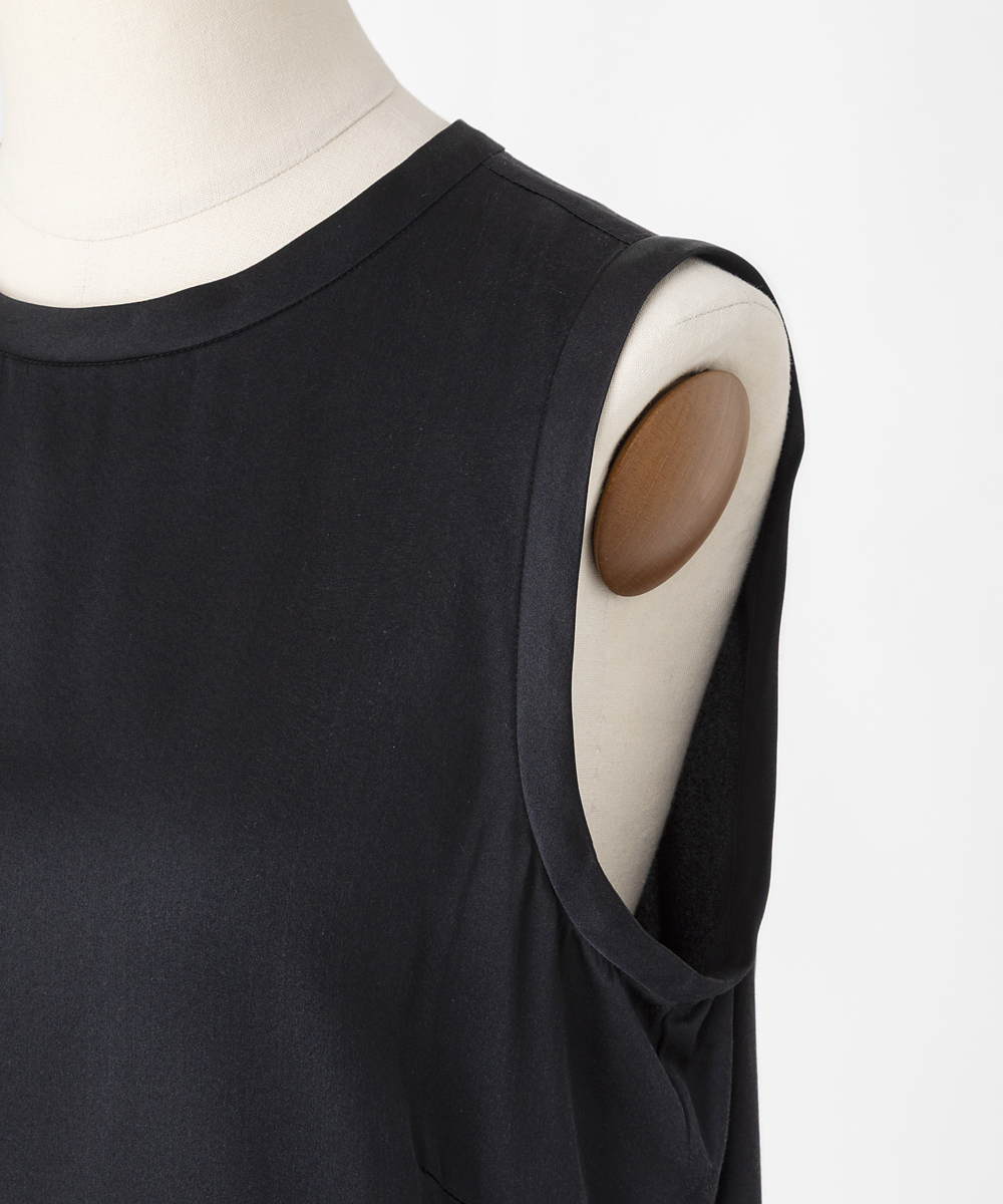 EAUVIRE ウォッシャブルシルクノースリーブブラウス セージ