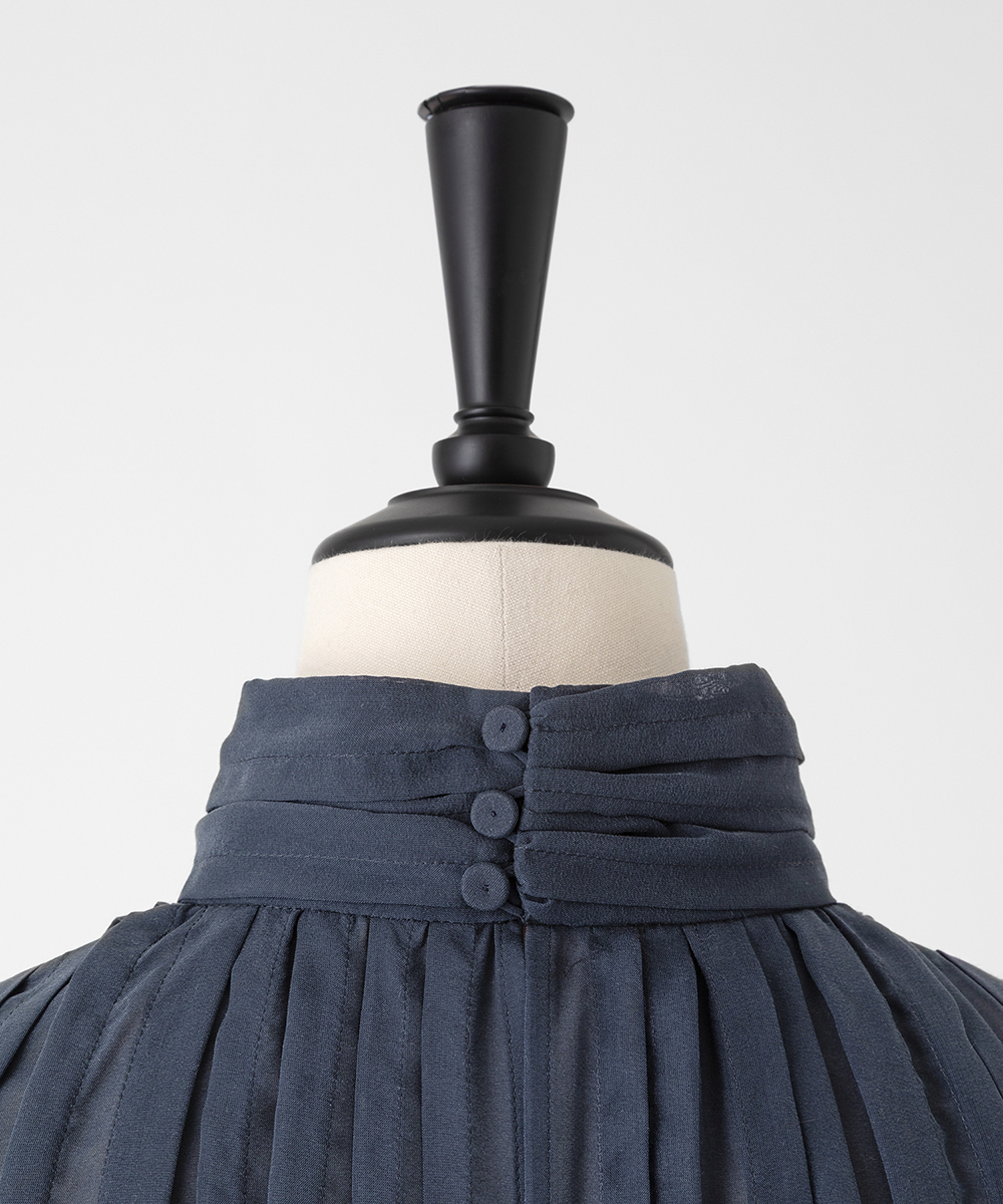 EAUVIRE ランダムタックブラウス ダークグリーン