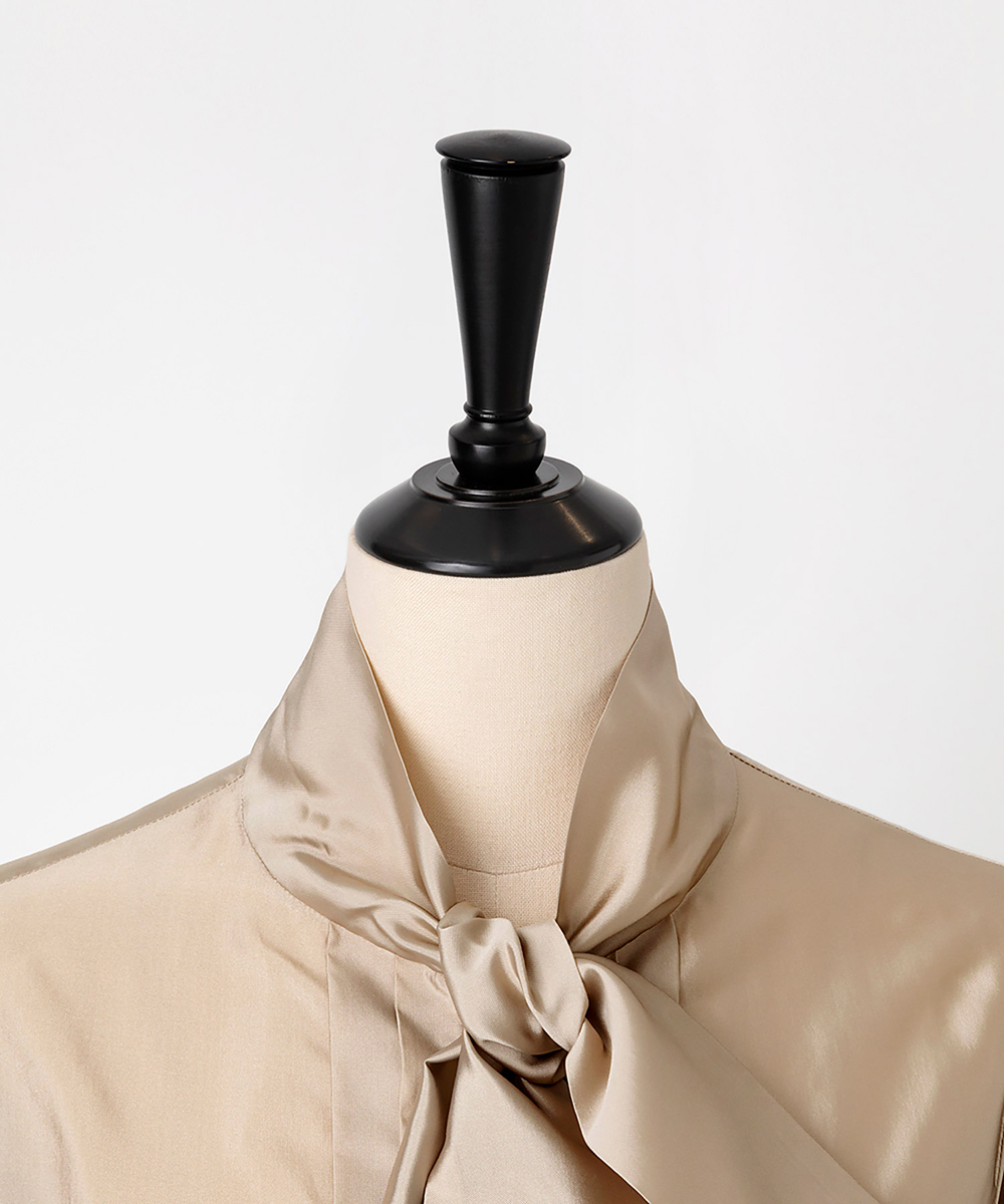 EAUVIRE シルク混タフタボウブラウス グリーン