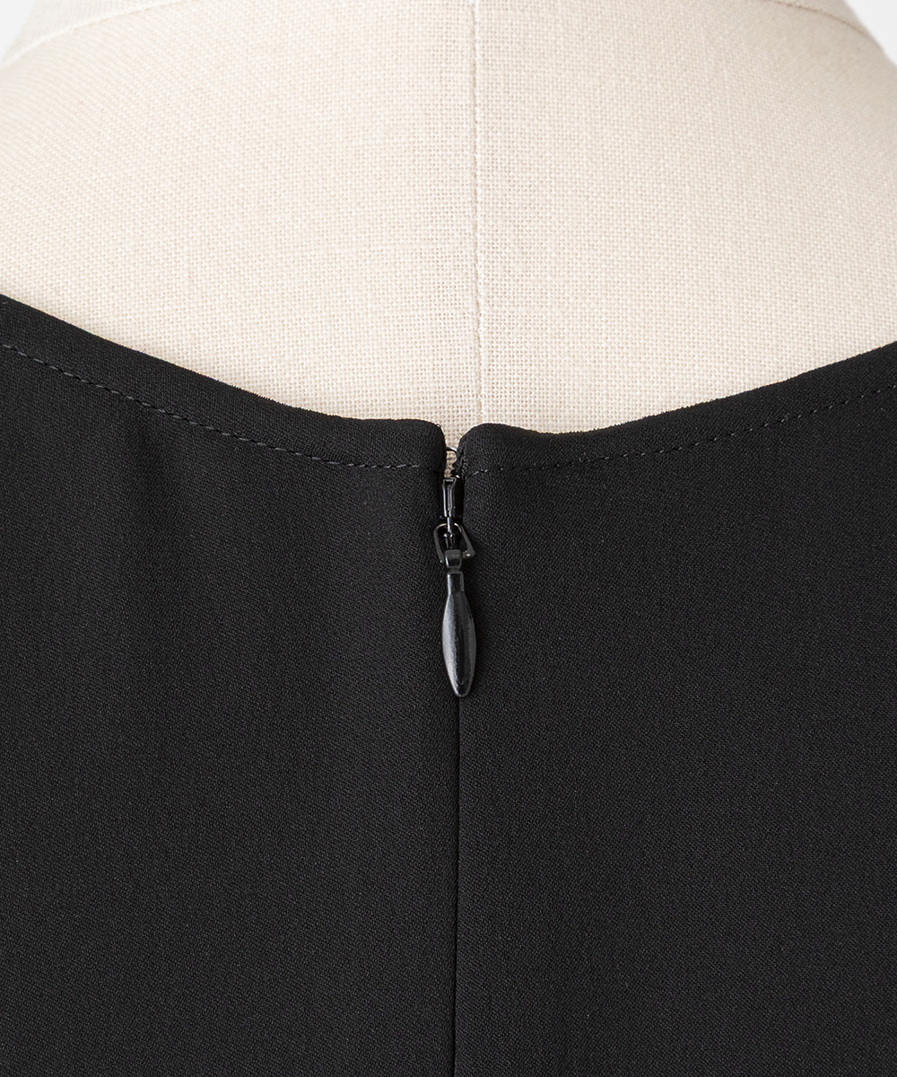 EAUVIRE Vネックフレアードレス ブラック