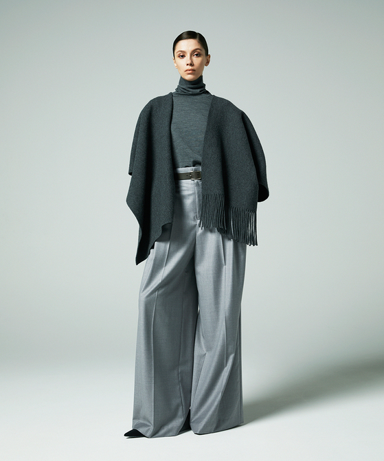 EAUVIRE 30ゲージタートルネックプルオーバー ライトブルー