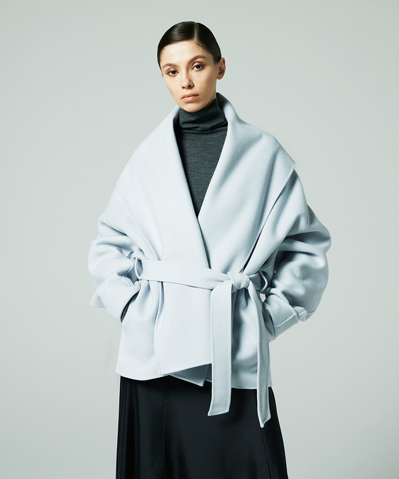 EAUVIRE 30ゲージタートルネックプルオーバー ライトブルー