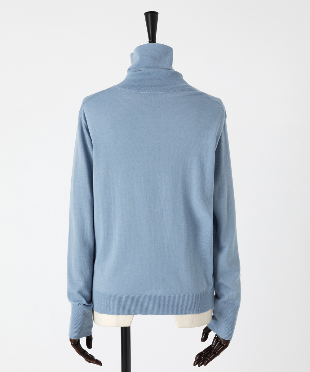 EAUVIRE 30ゲージタートルネックプルオーバー ライトブルー