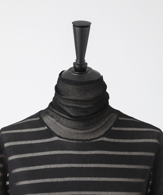 EAUVIRE シアーボーダータートルネックニットプルオーバー ブラック
