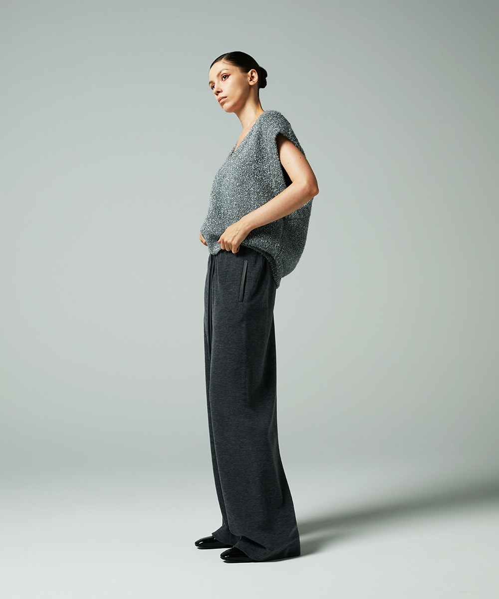 EAUVIRE フィルムラメVネックベスト シルバー