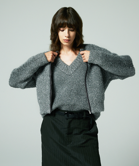 EAUVIRE フィルムラメVネックベスト シルバー