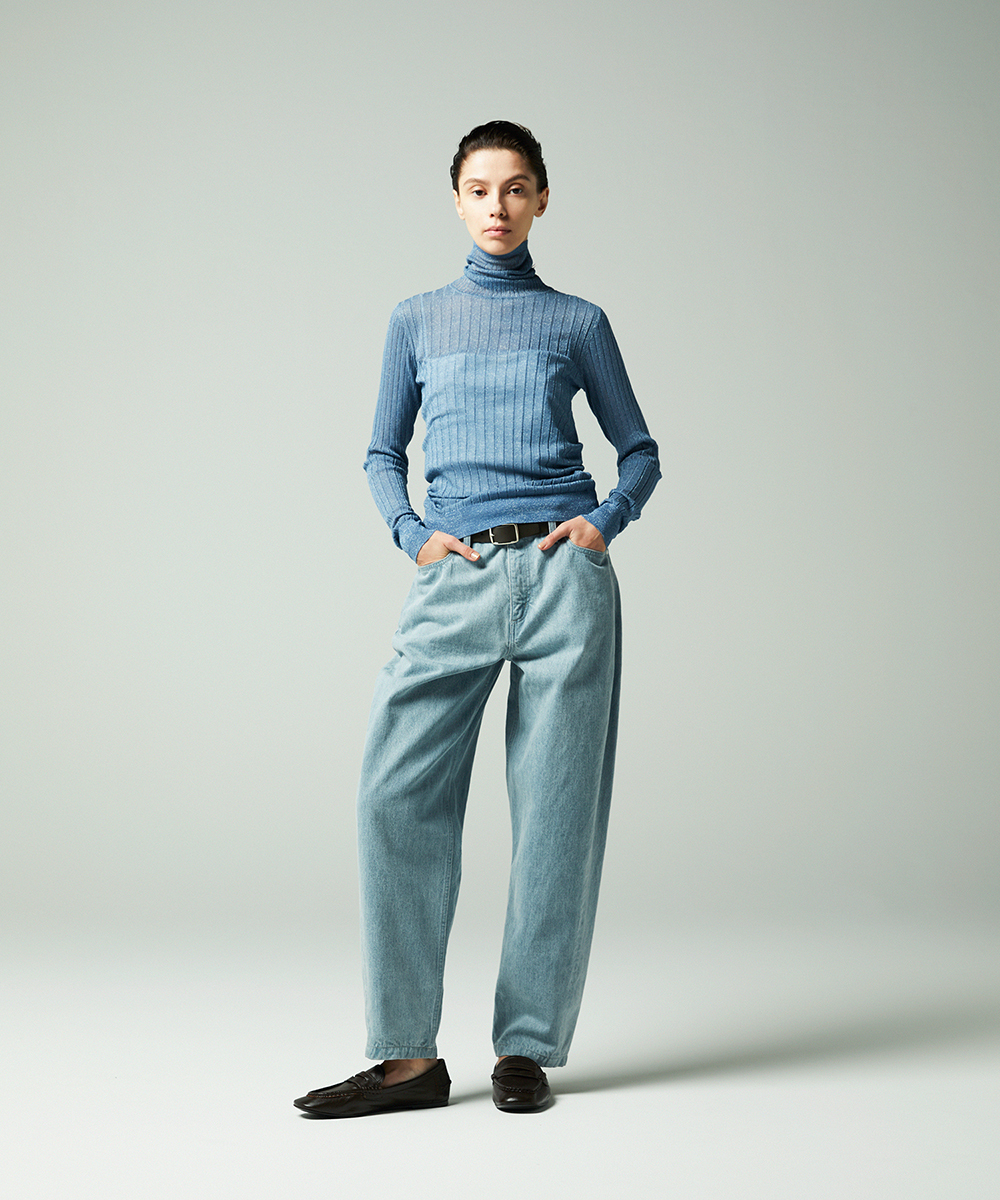 EAUVIRE シアーラメタートルネックニットプルオーバー ブルー