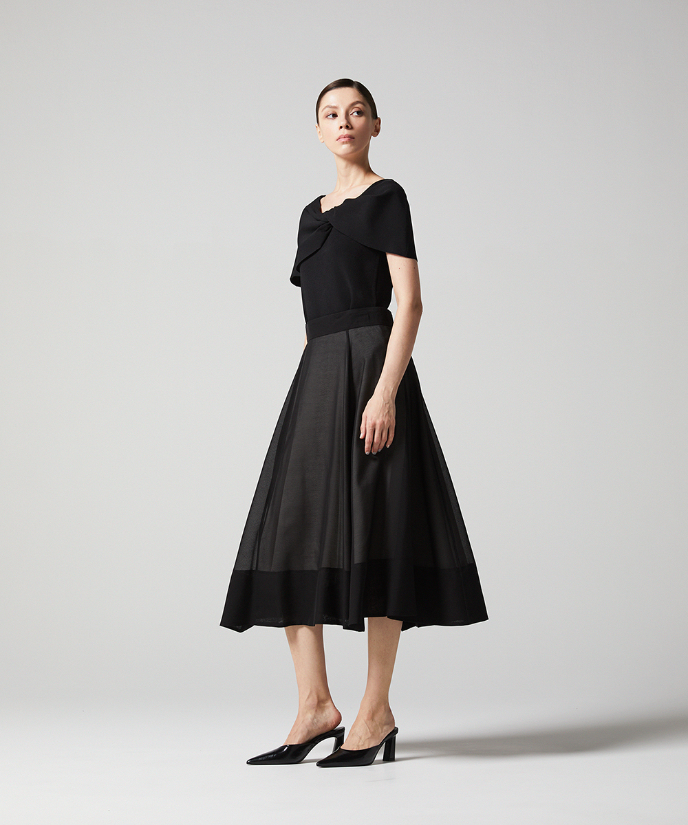 EAUVIRE ツイストケーププルオーバー ブラック