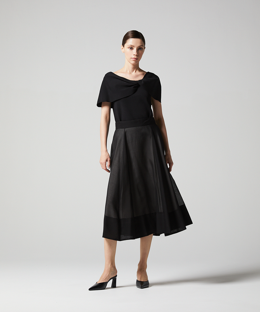 EAUVIRE ツイストケーププルオーバー ブラック