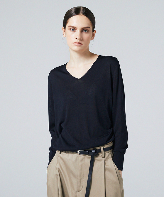 EAUVIRE フィラメントシルクVネックプルオーバー イエロー