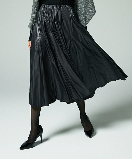 EAUVIRE レザーライクタフタボリュームスカート ブラック