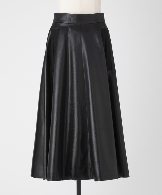EAUVIRE グロッシーサテンフレアスカート ブラック