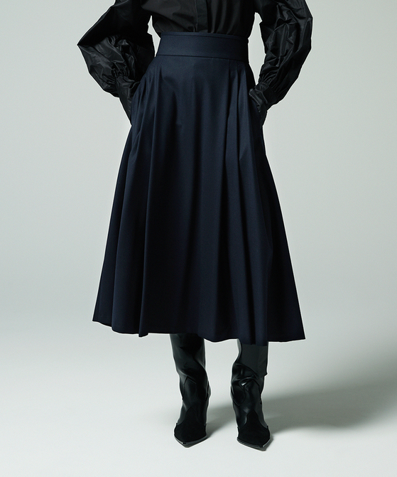 EAUVIRE ソフトプリーツロングスカート ネイビー