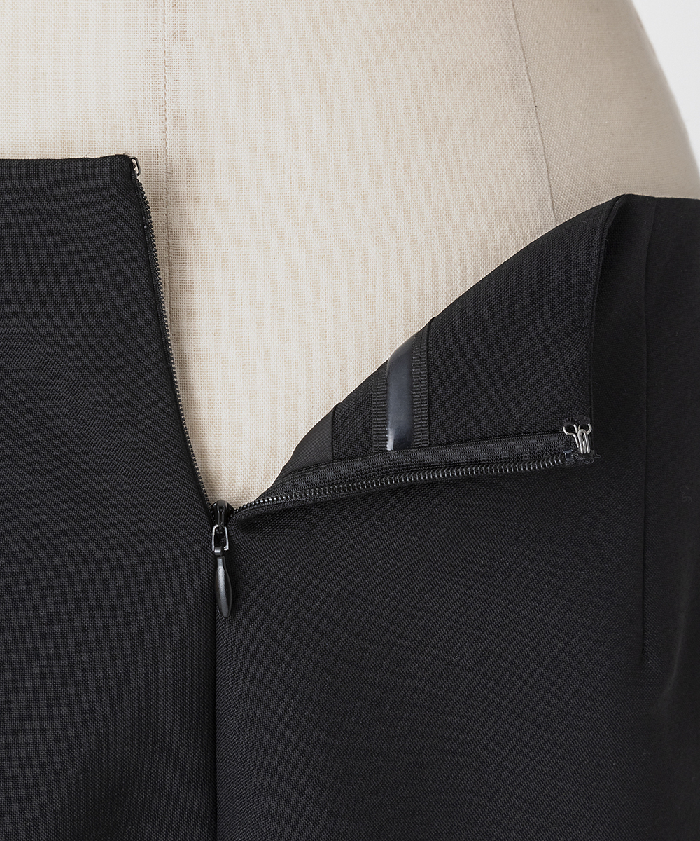 EAUVIRE サイドプリーツスカート ブラック