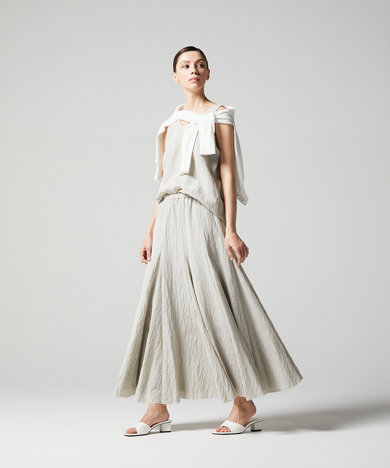 EAUVIRE シルクナイロンロングスカート ライトグレー