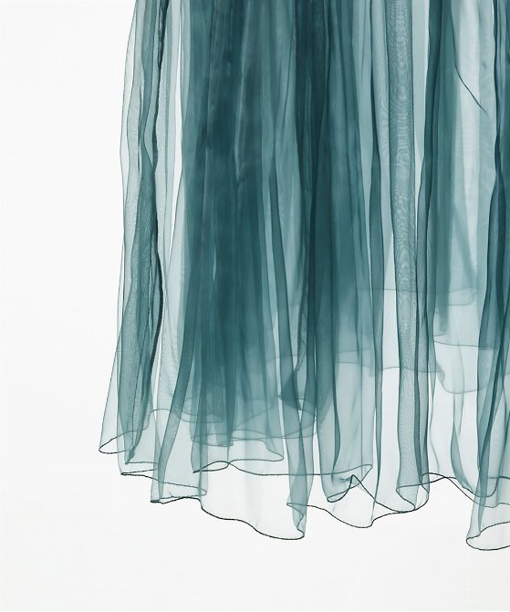 EAUVIRE ランダムプリーツエアリースカート ブラック