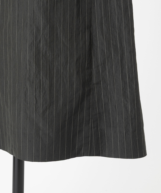 EAUVIRE ストライプバックフレアスカート カーキストライプ