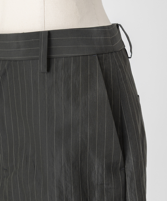 EAUVIRE ストライプバックフレアスカート カーキストライプ