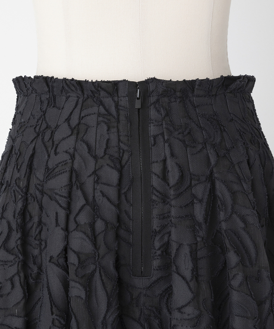 EAUVIRE ボリュームタックスカート ブラック