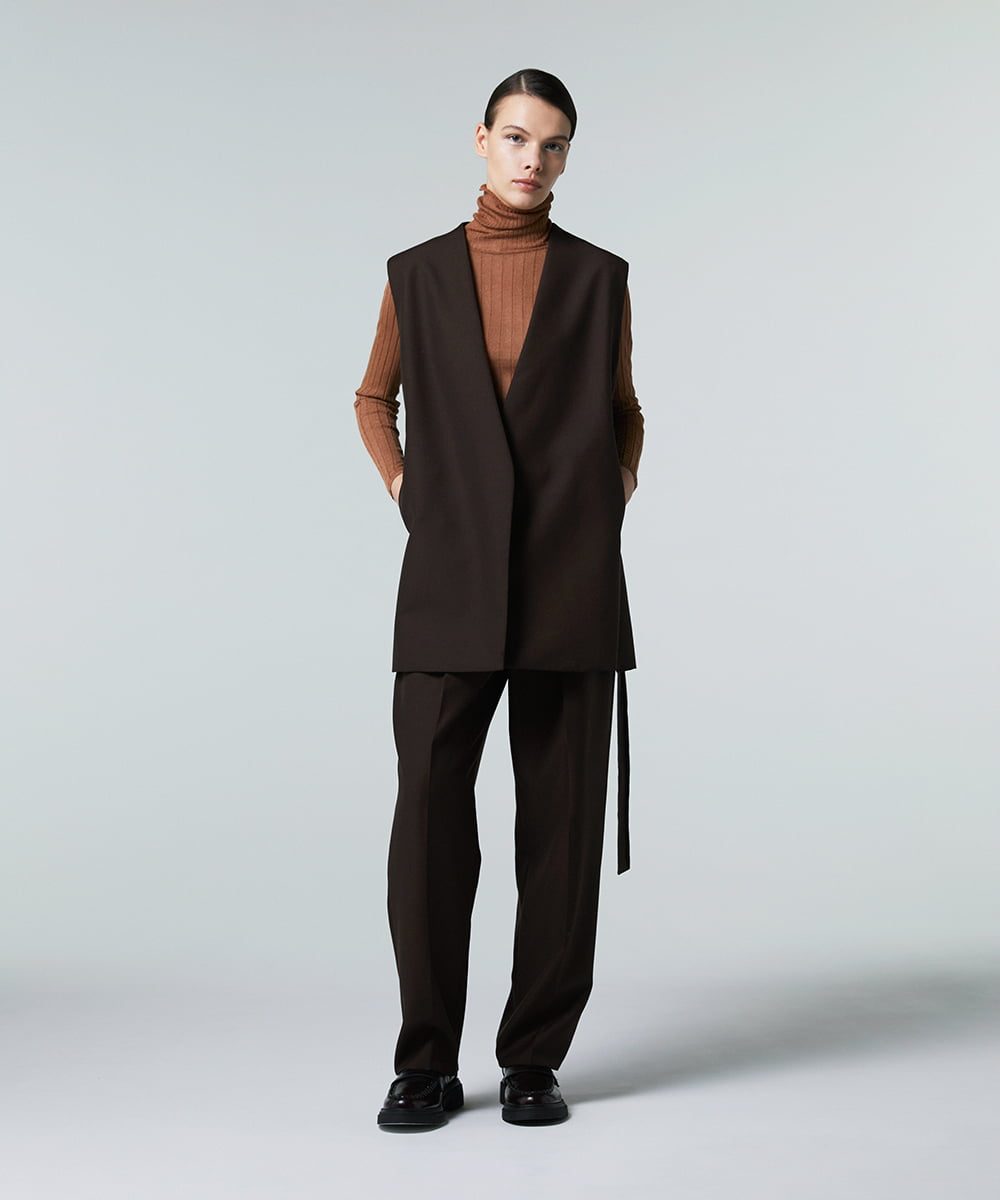 EAUVIRE ノーカラージレ ブラック