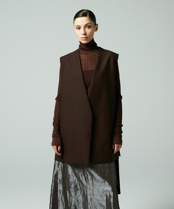 EAUVIRE ノーカラージレ ブラック