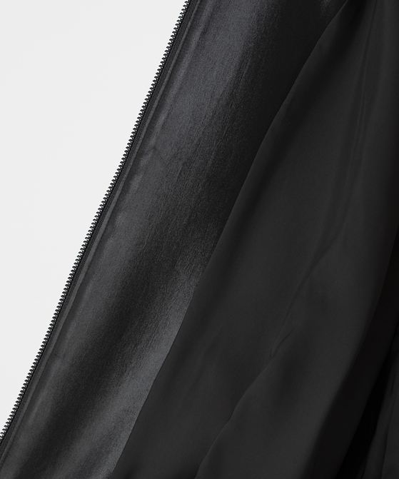 EAUVIRE グロッシーサテンブルゾン ブラック