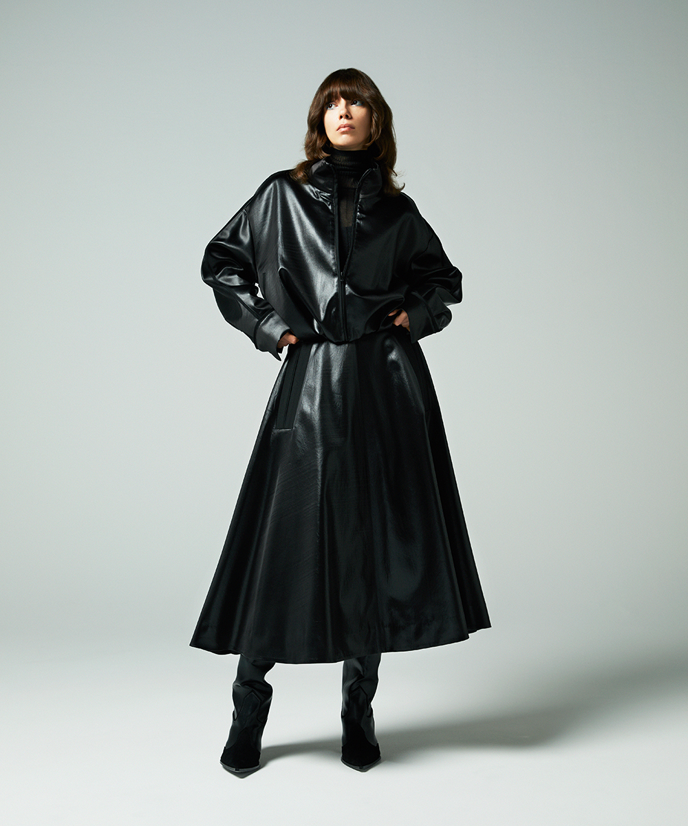 EAUVIRE グロッシーサテンブルゾン ブラック