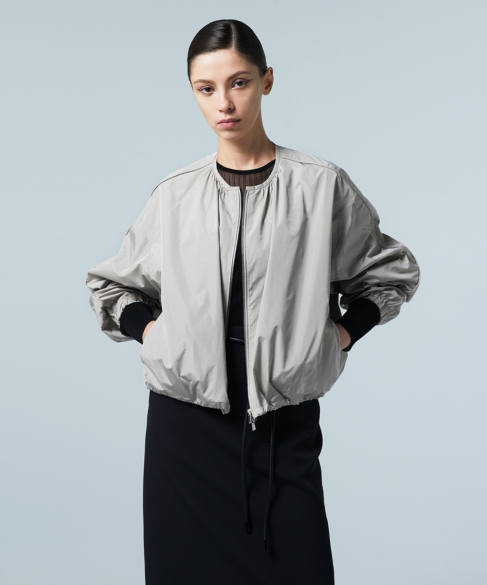 EAUVIRE ライトウエイトブルゾン ベージュ