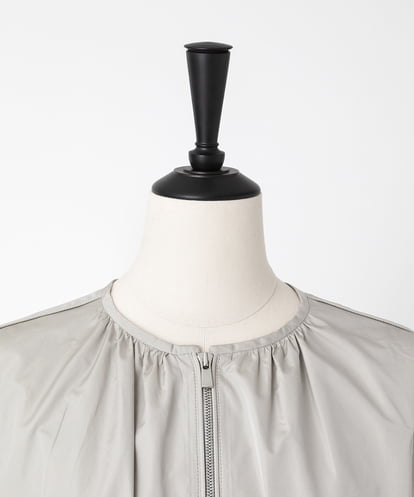 EAUVIRE ライトウエイトブルゾン ベージュ