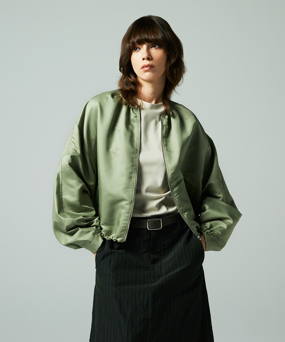 EAUVIRE ノーカラーショートブルゾン グリーン