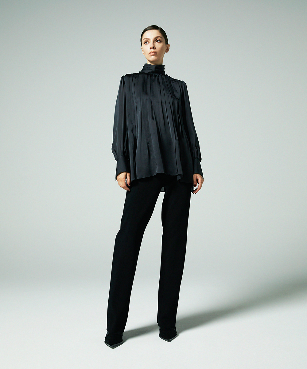 EAUVIRE シルエットパンツ カーキ