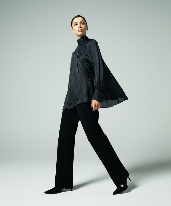 EAUVIRE シルエットパンツ カーキ