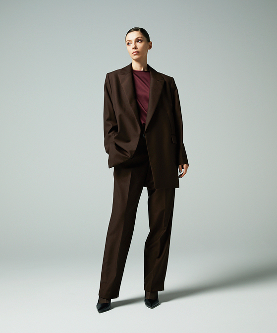 EAUVIRE 2タックパンツ ブラック