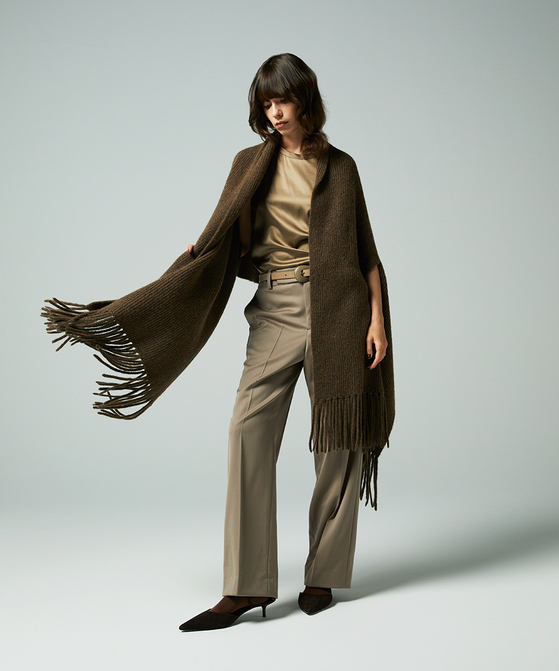 EAUVIRE ナローストレートパンツ ブラック