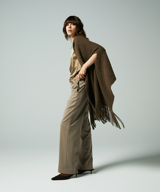 EAUVIRE ナローストレートパンツ ブラック