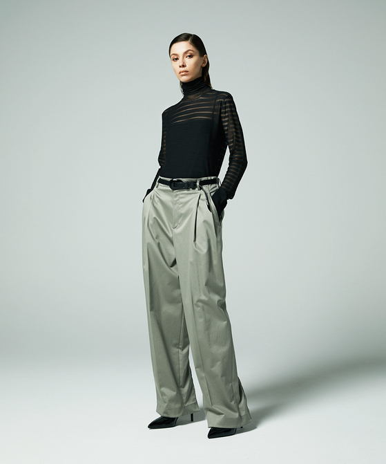 EAUVIRE クロスバックトラウザーズ ベージュ