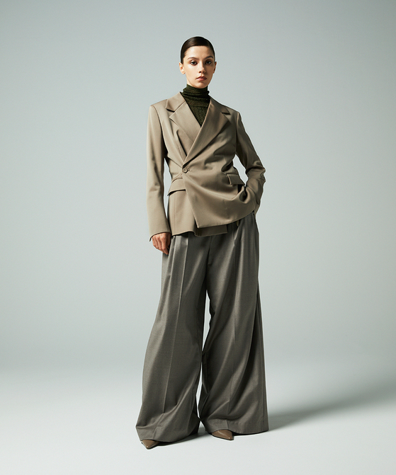 EAUVIRE 3タックワイドパンツ ブラウン